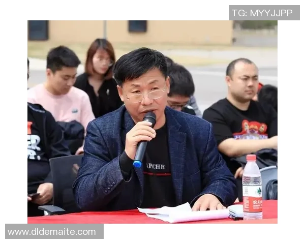 足球运动员积极参与反对网络暴力倡议共同营造和谐网络环境